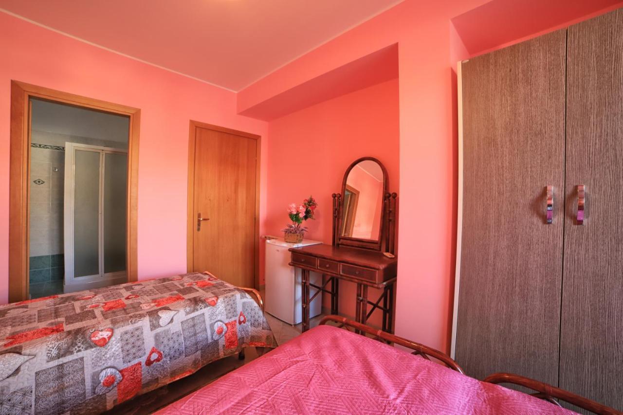 Capo dʼOrlando B&B Princess Room מראה חיצוני תמונה