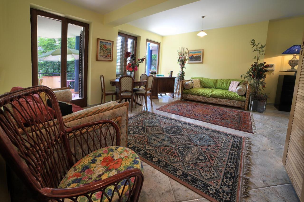 Capo dʼOrlando B&B Princess Room מראה חיצוני תמונה