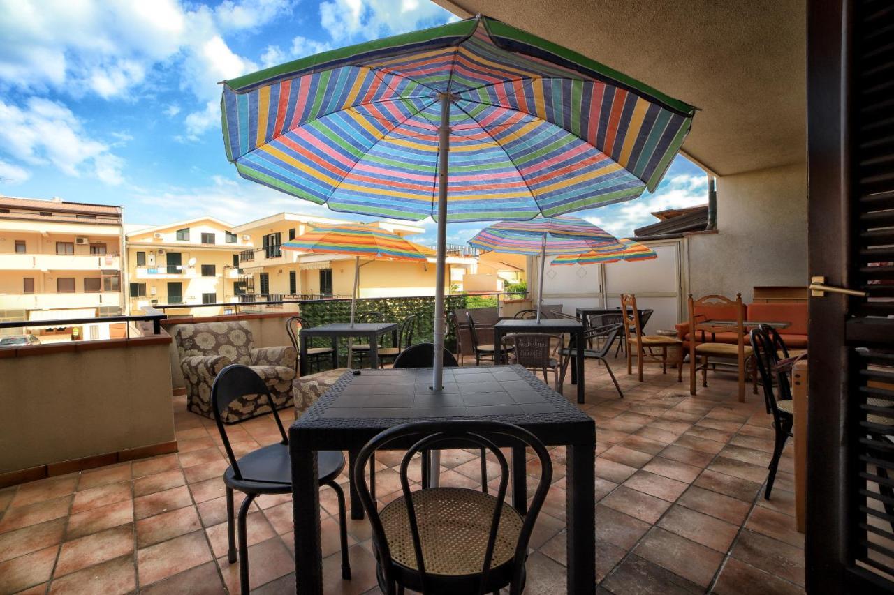 Capo dʼOrlando B&B Princess Room מראה חיצוני תמונה