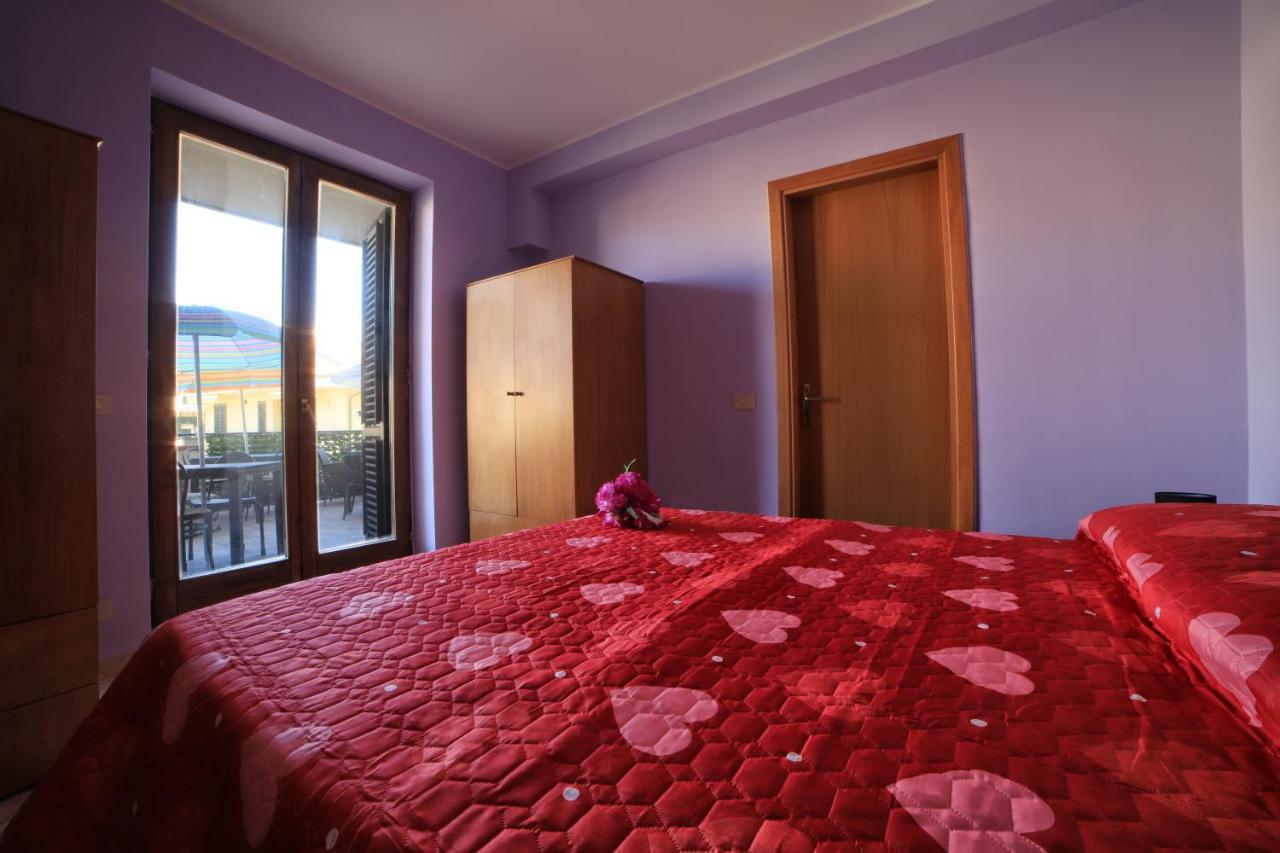 Capo dʼOrlando B&B Princess Room מראה חיצוני תמונה