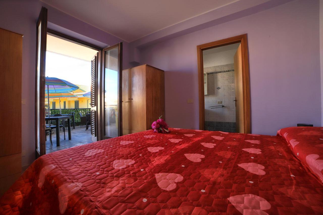 Capo dʼOrlando B&B Princess Room מראה חיצוני תמונה